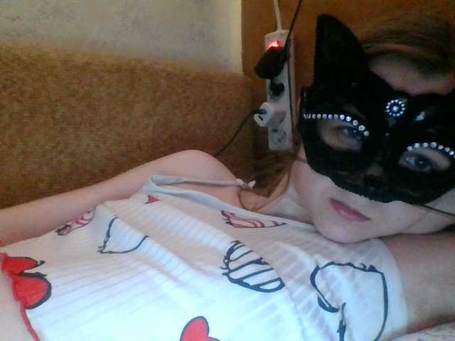 Mila23-1-1 live cam on BongaCams