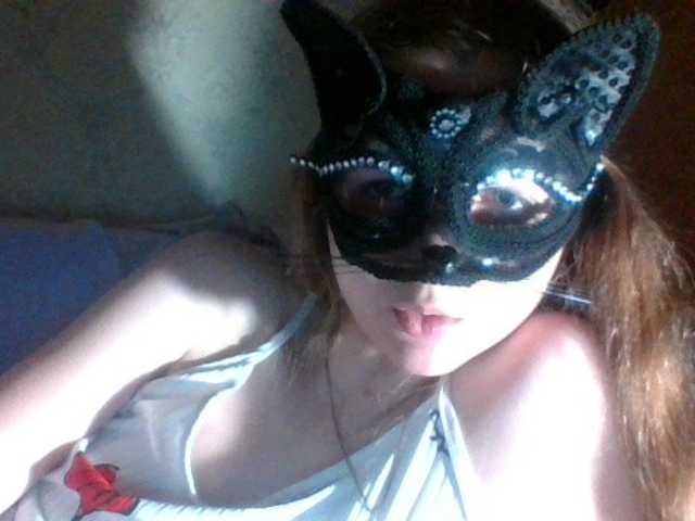 Mila23-1-1 live cam on BongaCams