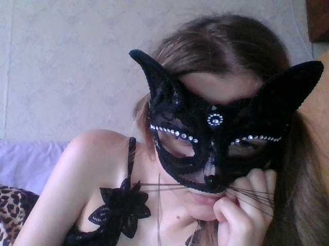 Mila23-1-1 live cam on BongaCams