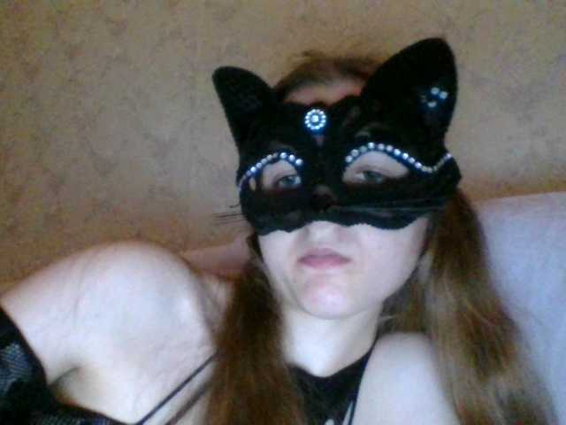 Mila23-1-1 live cam on BongaCams