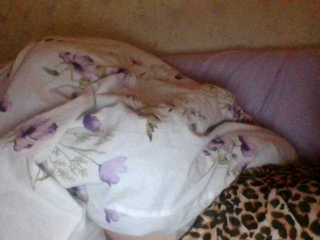 Mila23-1-1 live cam on BongaCams