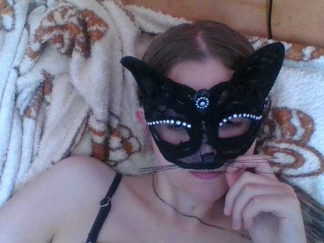 Mila23-1-1 live cam on BongaCams