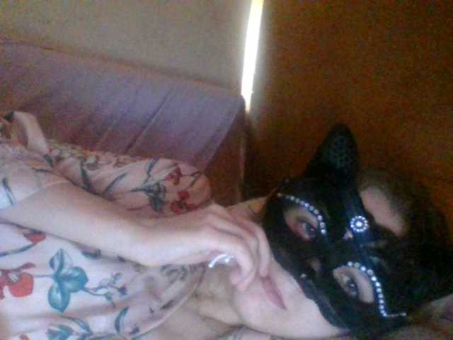 Mila23-1-1 live cam on BongaCams
