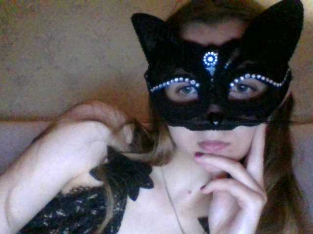 Mila23-1-1 live cam on BongaCams
