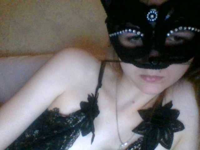 Mila23-1-1 live cam on BongaCams
