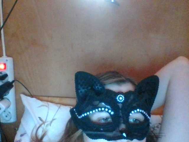 mila23-1-1 cam belle