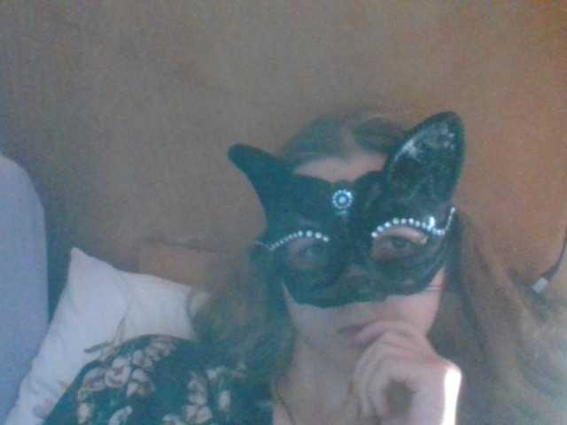 Mila23-1-1 live cam on BongaCams