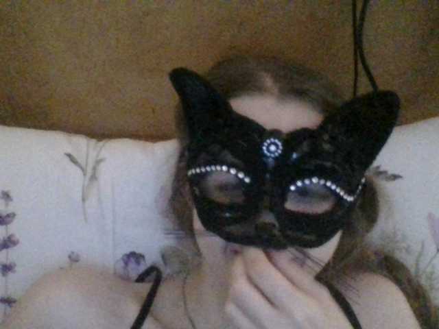 Mila23-1-1 live cam on BongaCams