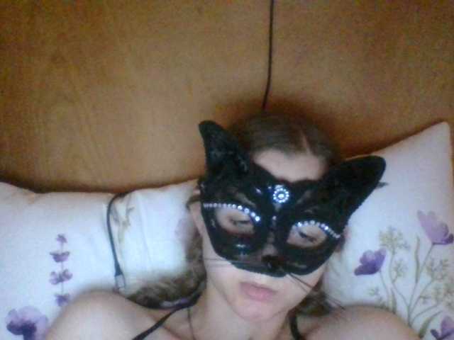 Mila23-1-1 live cam on BongaCams