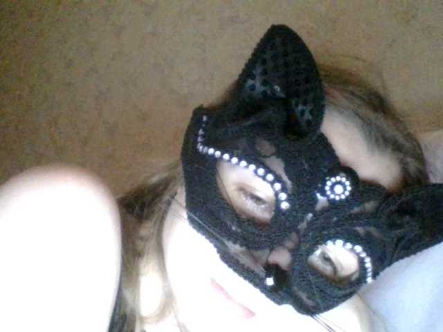 Mila23-1-1 live cam on BongaCams