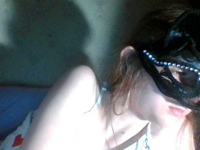 Mila23-1-1 live cam on BongaCams