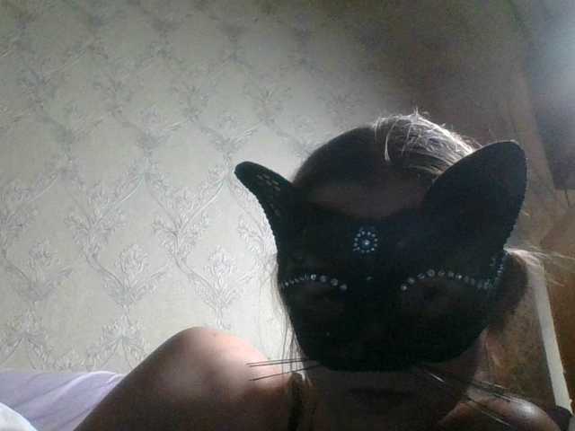 Mila23-1-1 live cam on BongaCams