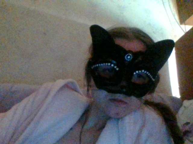 Mila23-1-1 live cam on BongaCams