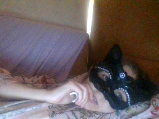 Mila23-1-1 live cam on BongaCams