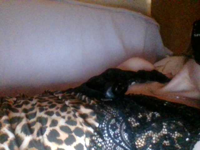 Mila23-1-1 live cam