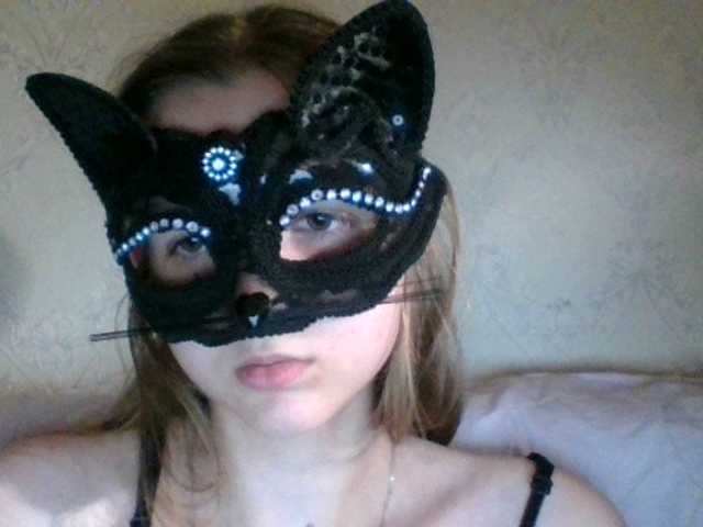 Mila23-1-1 live cam on BongaCams
