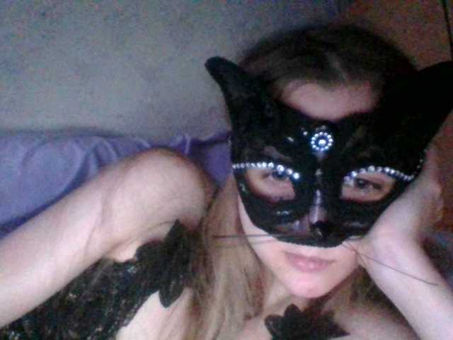 Mila23-1-1 live cam on BongaCams
