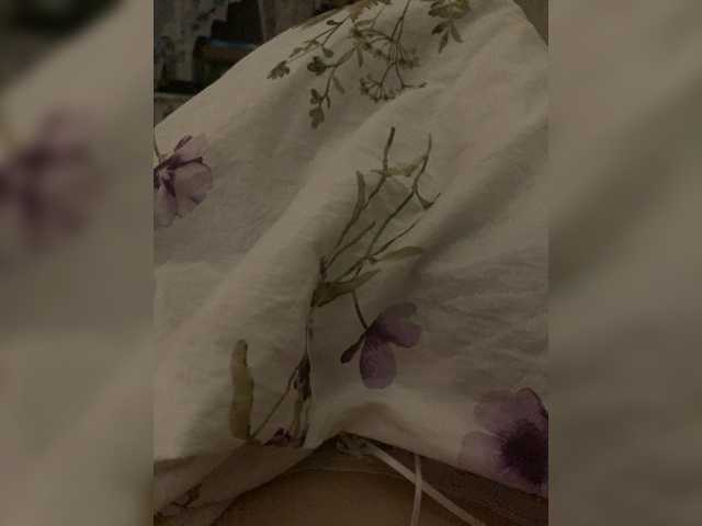 Mila23-1-1 live cam on BongaCams