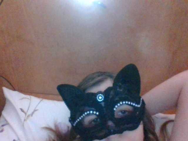 Mila23-1-1 live cam on BongaCams
