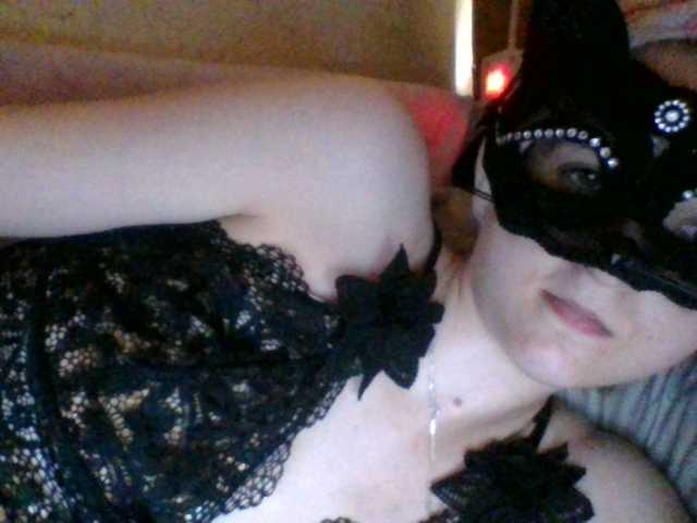Mila23-1-1 live cam on BongaCams