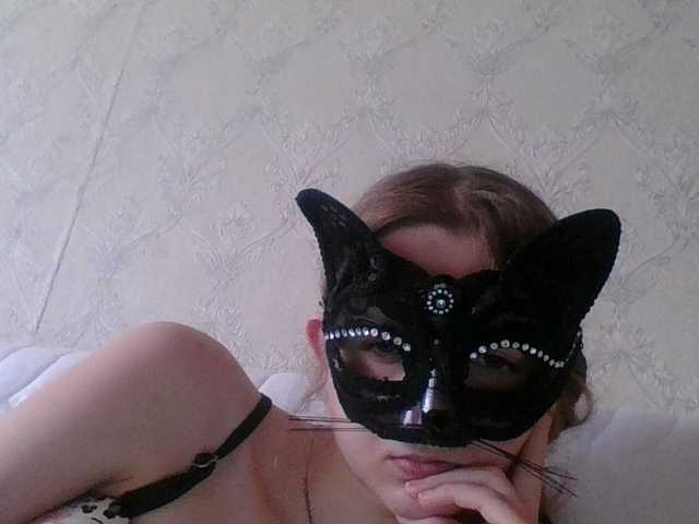 Mila23-1-1 live cam on BongaCams