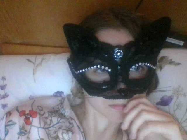 Mila23-1-1 live cam on BongaCams