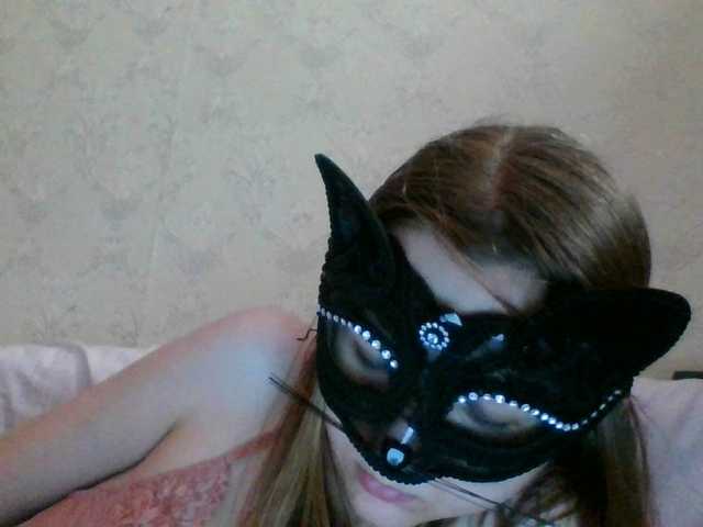Mila23-1-1 live cam on BongaCams