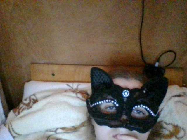 Mila23-1-1 live cam on BongaCams