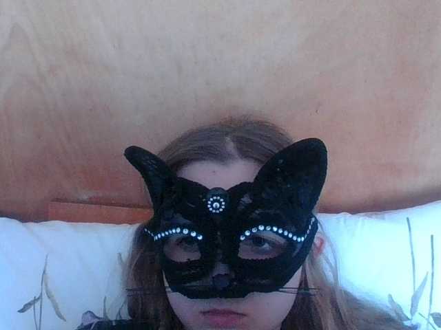 Mila23-1-1 live cam on BongaCams