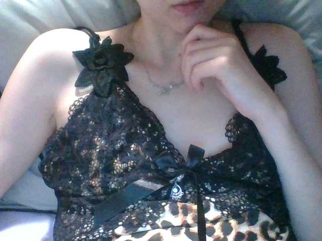 Mila23-1-1 live cam on BongaCams