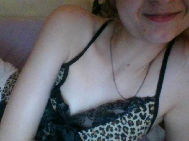 Mila23-1-1 live cam on BongaCams