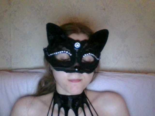 Mila23-1-1 live cam on BongaCams