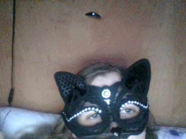 Mila23-1-1 live cam on BongaCams