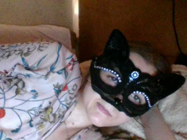 Mila23-1-1 live cam on BongaCams