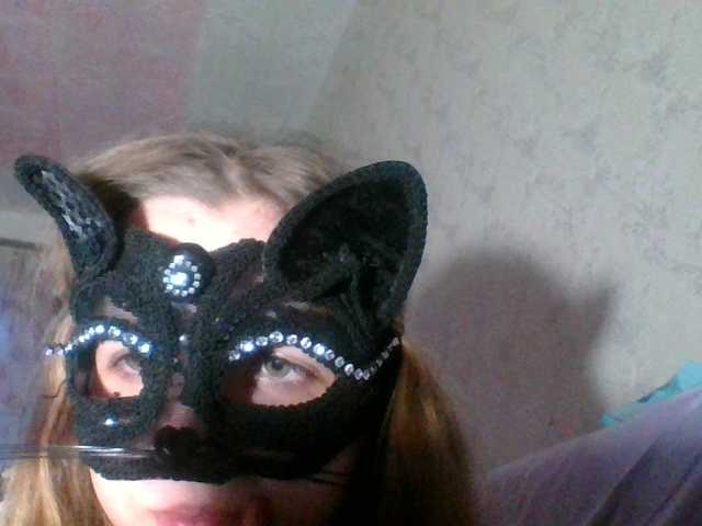 Mila23-1-1 live cam on BongaCams