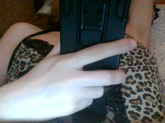 Mila23-1-1 live cam on BongaCams