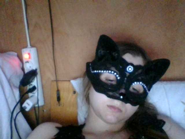 Mila23-1-1 live cam on BongaCams