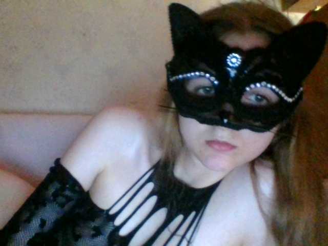 Mila23-1-1 live cam on BongaCams