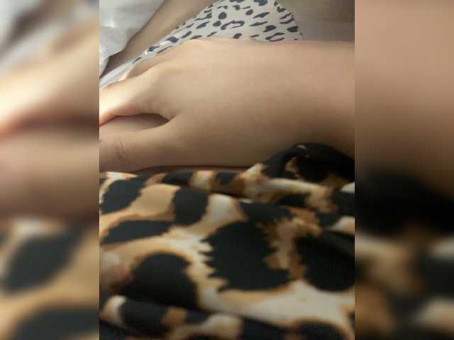 Mila23-1-1 live cam on BongaCams