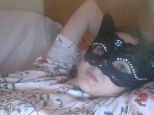 Mila23-1-1 live cam on BongaCams