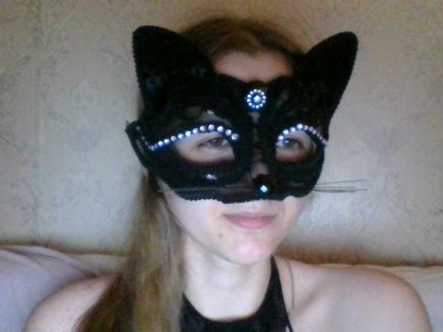 Mila23-1-1 live cam on BongaCams
