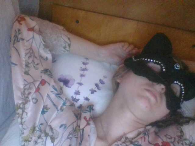 Mila23-1-1 live cam on BongaCams