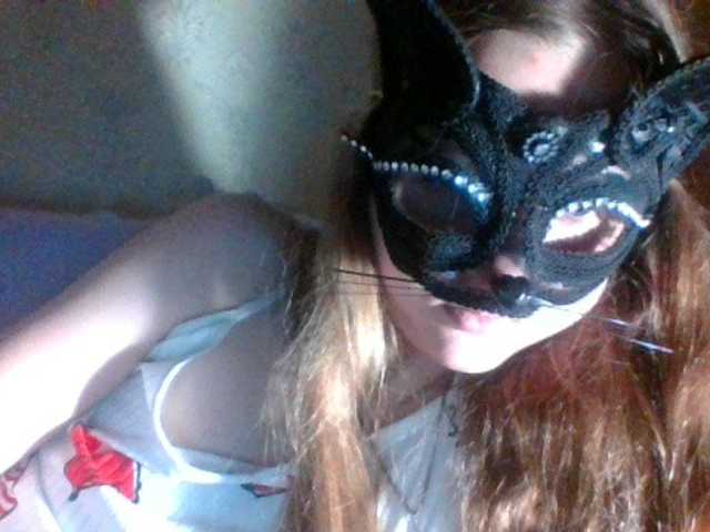 Mila23-1-1 live cam on BongaCams