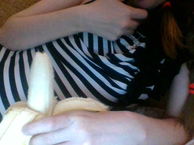 Mila23-1-1 live cam on BongaCams