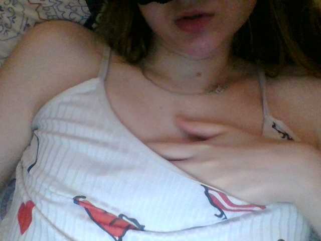 Mila23-1-1 live cam on BongaCams