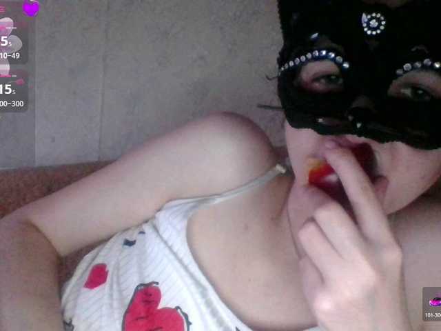 Mila23-1-1 live cam