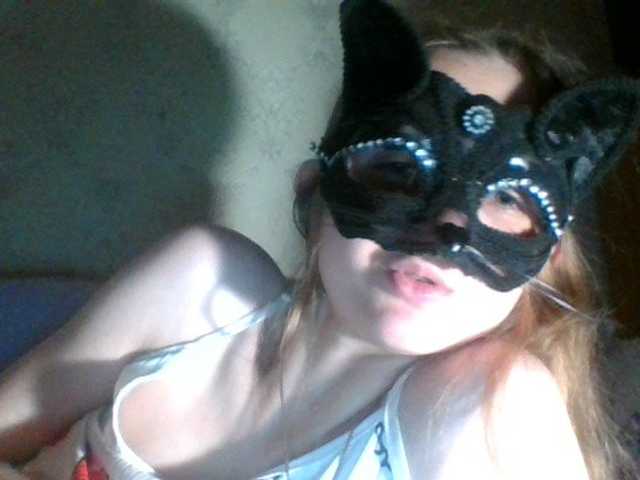 Mila23-1-1 live cam on BongaCams