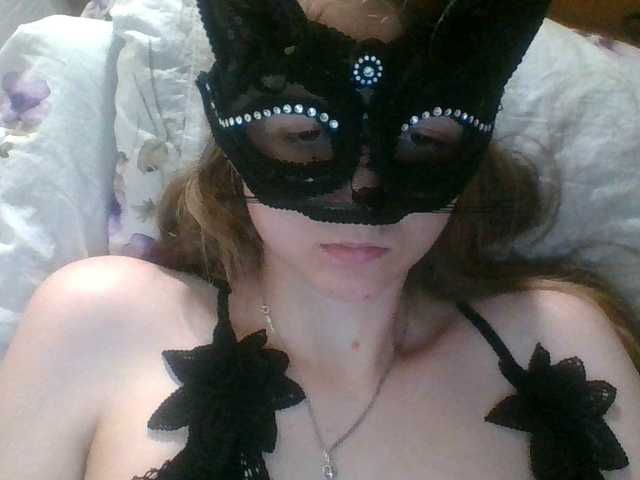 Mila23-1-1 live cam on BongaCams
