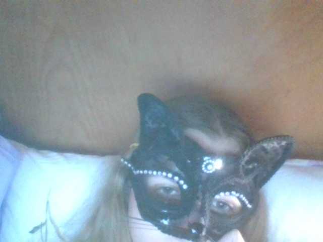 Mila23-1-1 live cam on BongaCams