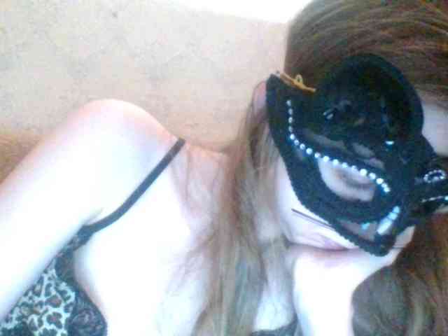 Mila23-1-1 Live Webcam on BongaCams